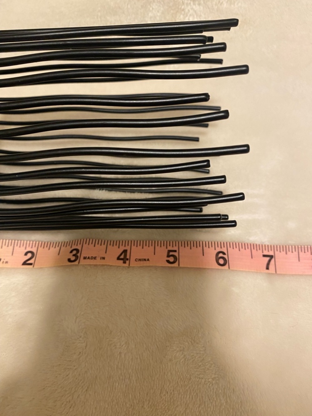 🌸 Black Wire Cylinder Candle Holders - Set of 2 - Picture 5 of 7